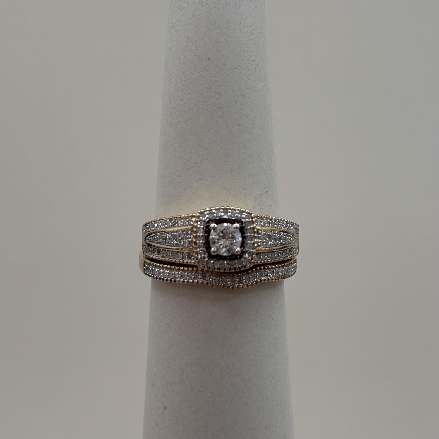 10KY Queen Anne Diamond Engagement Set