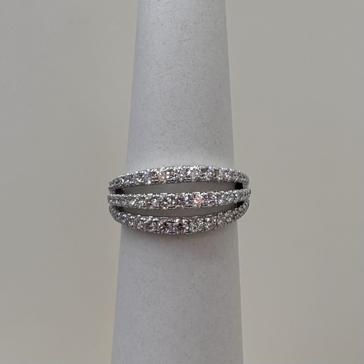 14KW Three-Row Diamond Ring