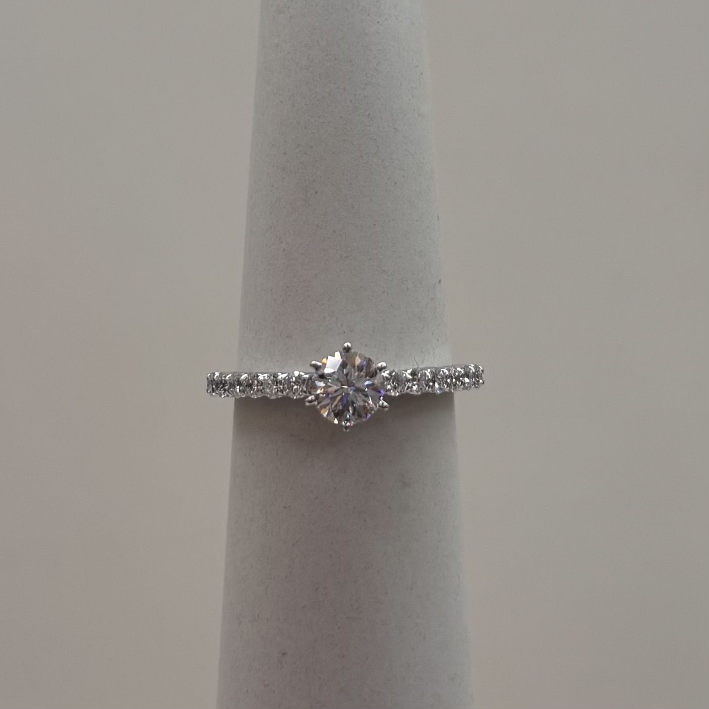 14KW "Maude"  12 RS Band w/ L-Rnd VVS1 Diamond Ring