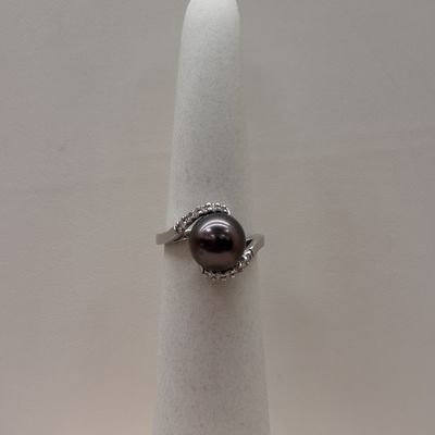 14KW Tahitian Pearl &amp; Diamond Swirl Ring (Size 6.5)