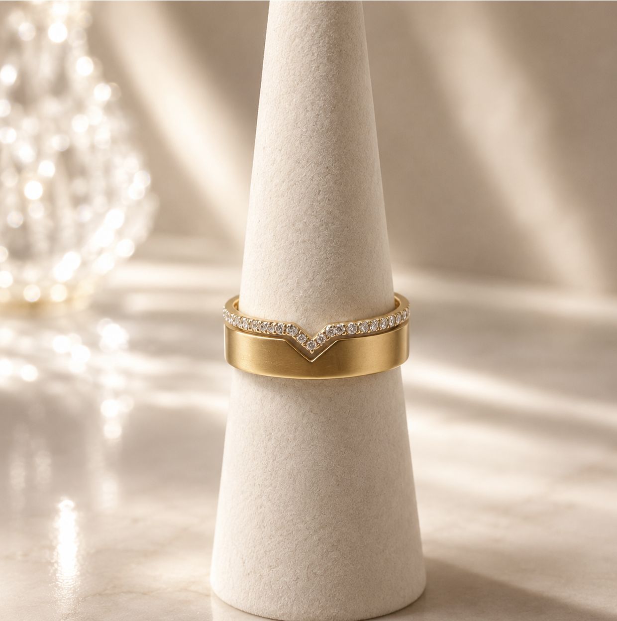 14KY  &amp; Diamond "V" Shape Contour Ring
