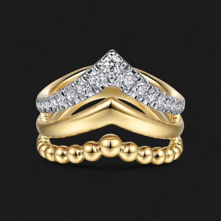14K Yellow Gold Triple Row Chevron Diamond Ring-Bujukan