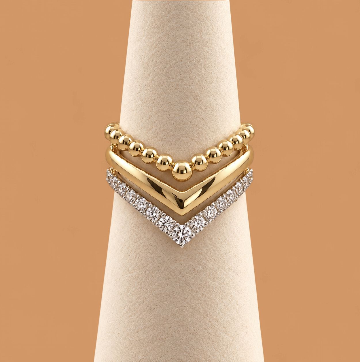 Triple Row Chevron Diamond Ring-Bujukan