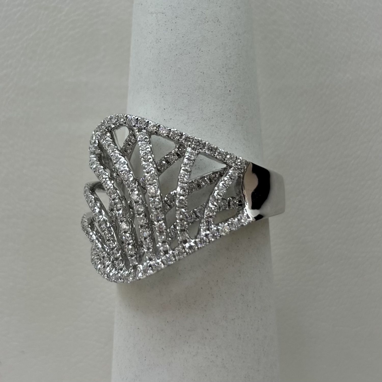 14KW  Lattice Diamond Fashion Ring (6.7g)