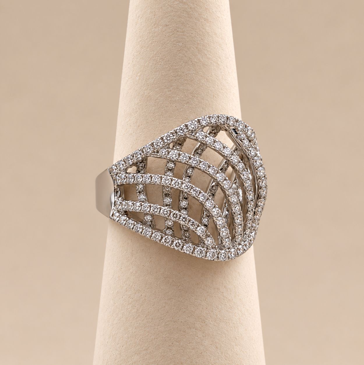 Diamond Lattice Dome Ring (6.7g)