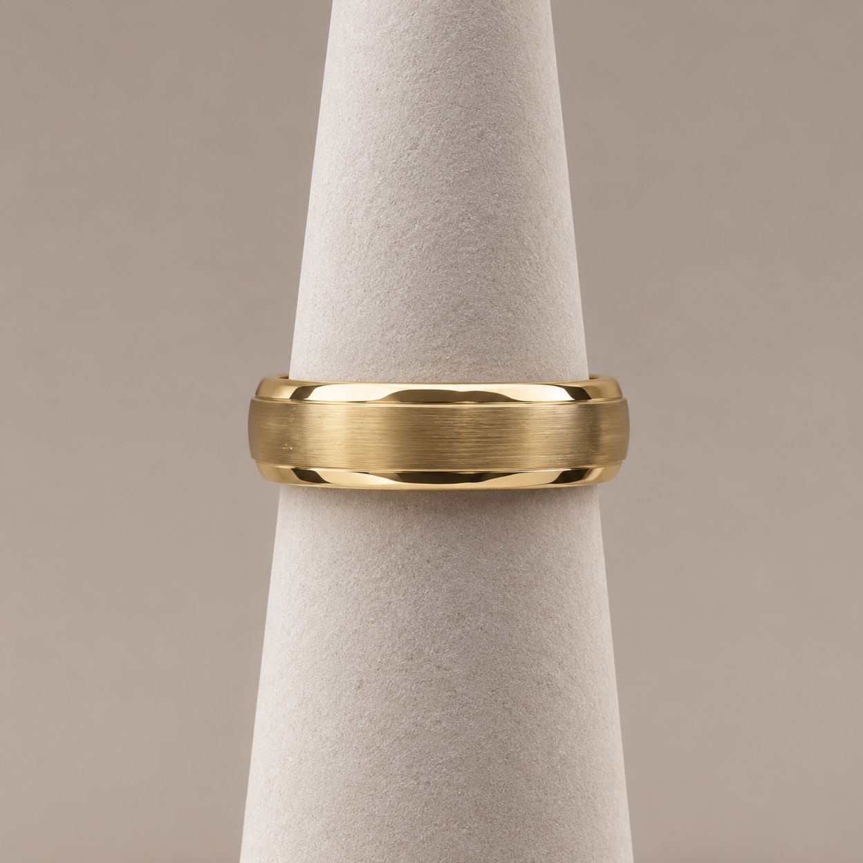 Men's Gold  Matte Band (5.6g)