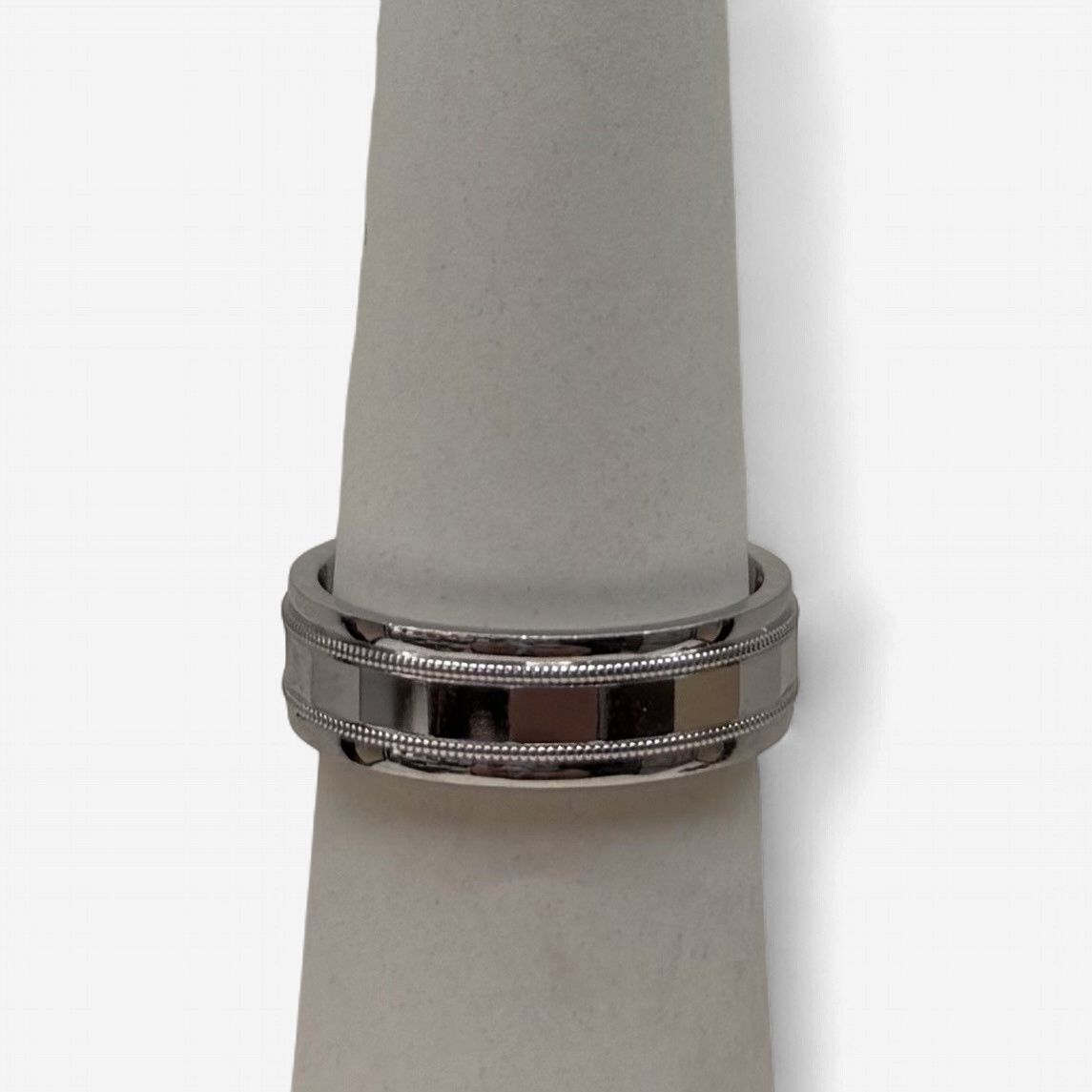 10KW Men's Designed Band (Size 10/ 8.9g)