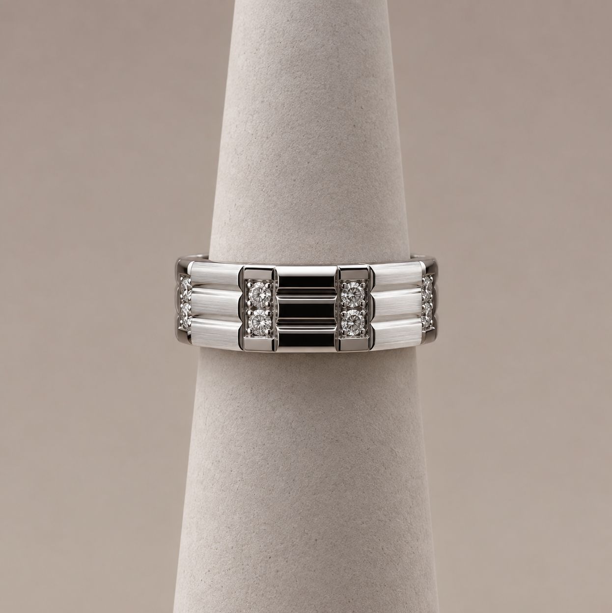 Men's Modern Ribbed Diamond Band (5.1g)