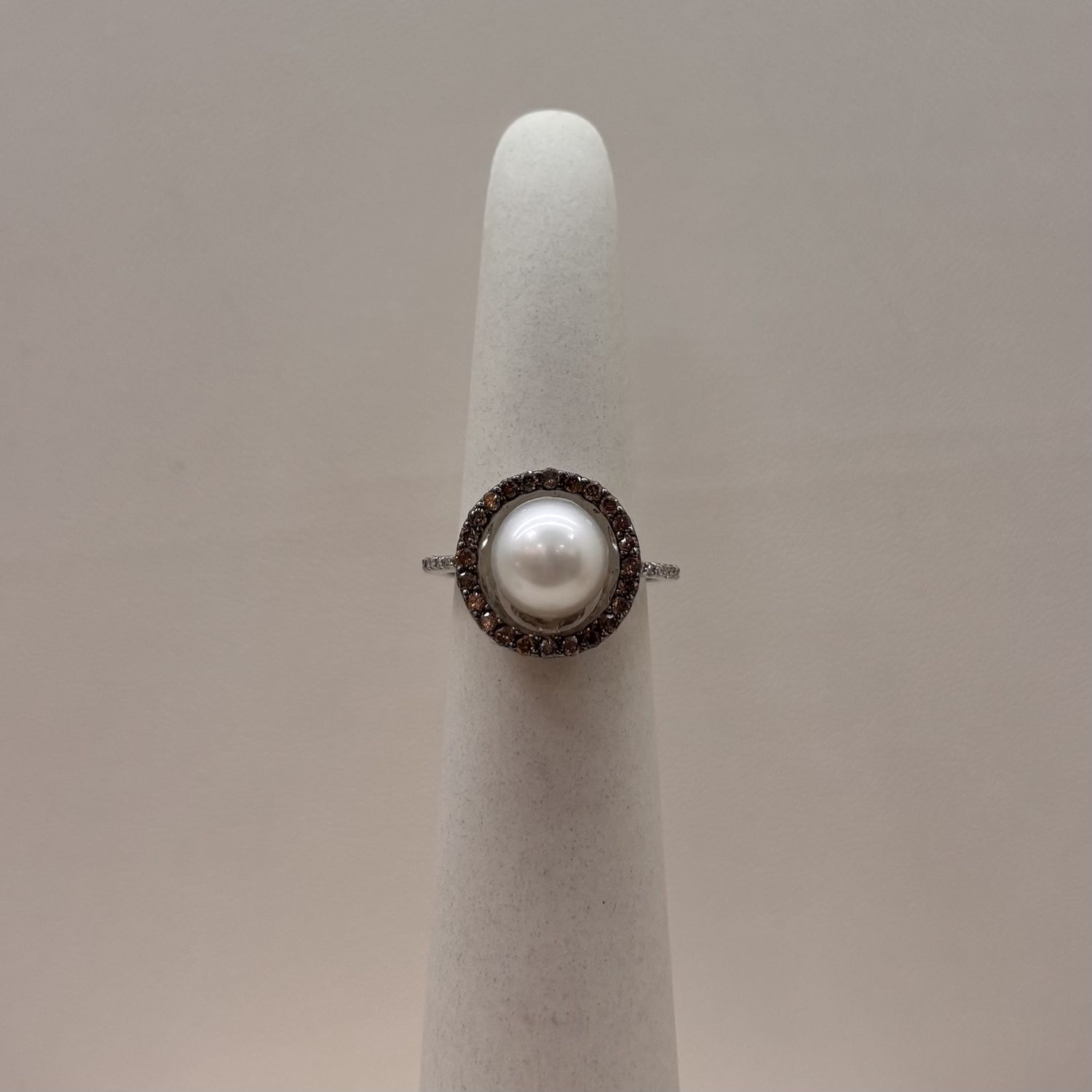 14KW Pearl &amp; Chocolate Diamond Ring (Size 4)