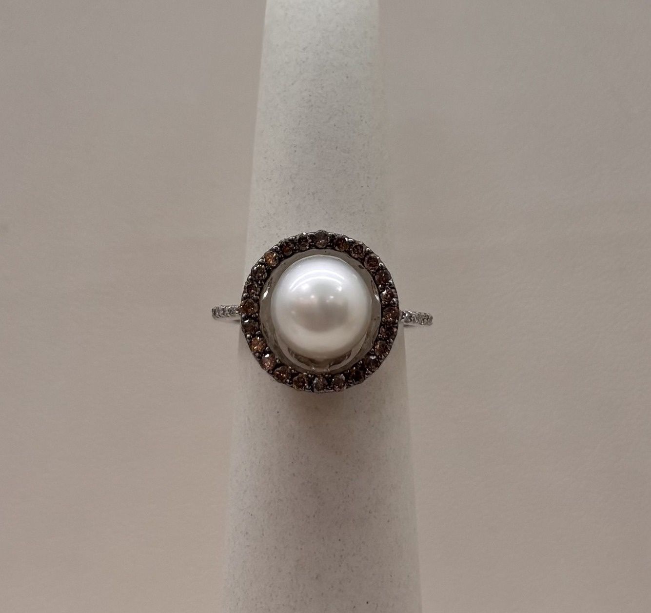 14KW Pearl &amp; Chocolate Diamond Ring (Size 4)