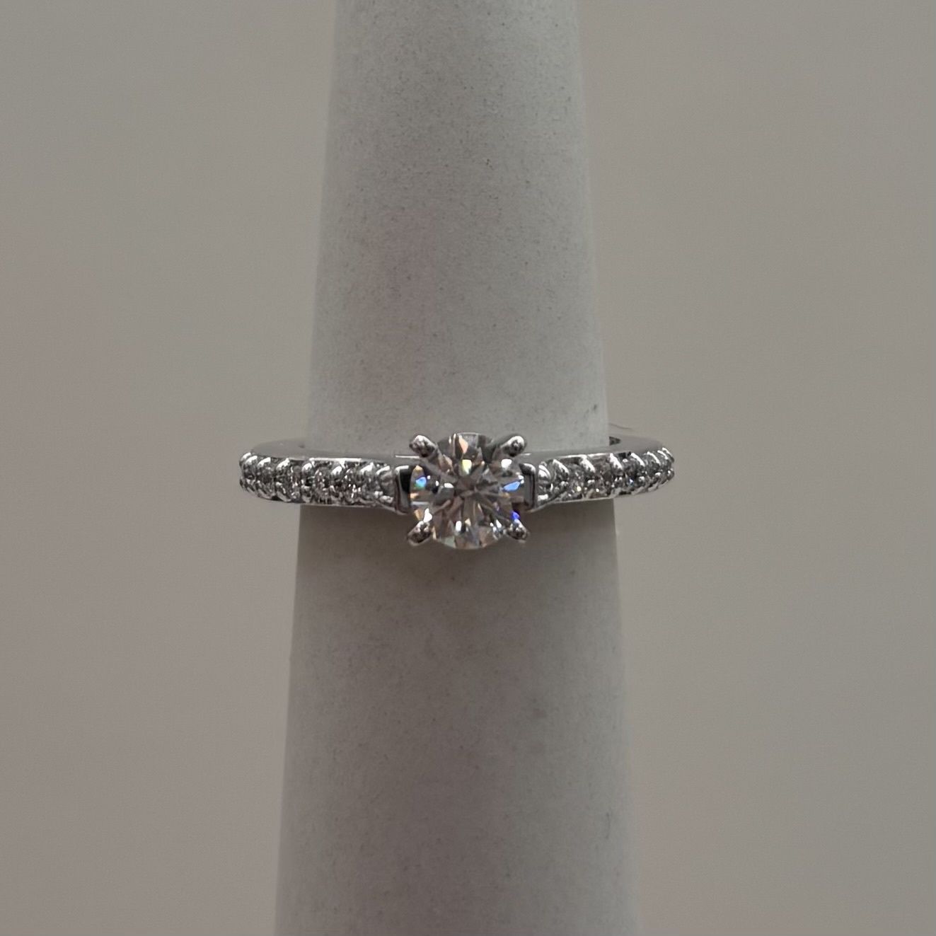 14KW LM-14 Stone Dia Eng w/ LC 0.65ct Rnd Diamond Ring