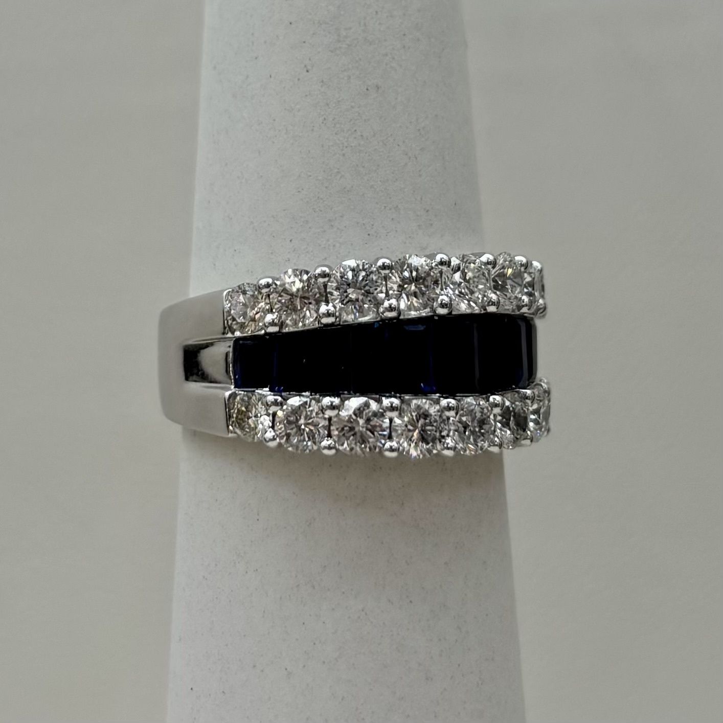 14KW 4ct Sapphire Baguette Diamond Band (7.5g)