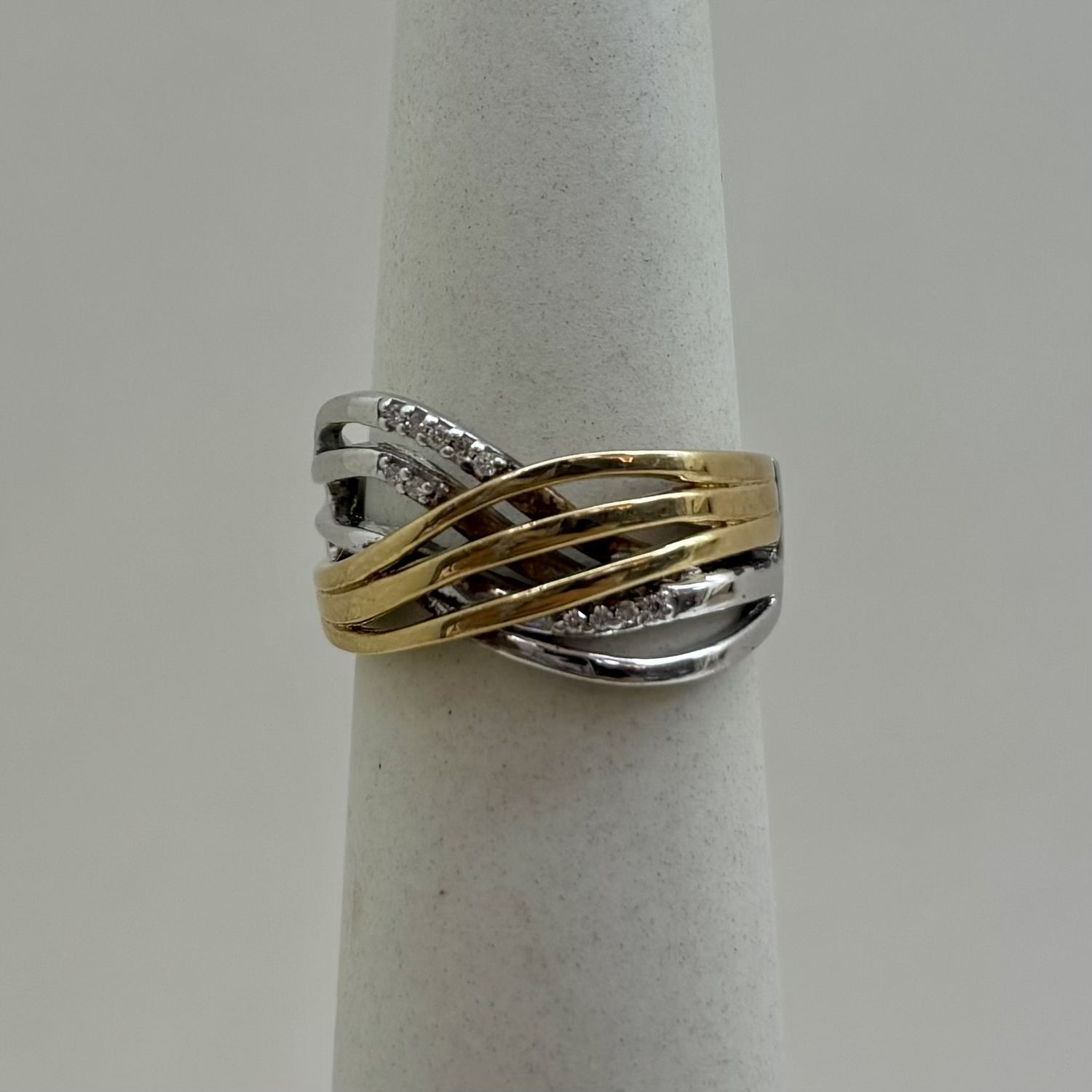 Overlapping Two-Tone Ring with Diamond Accents, Metal: Overlapping Cross-Over Style