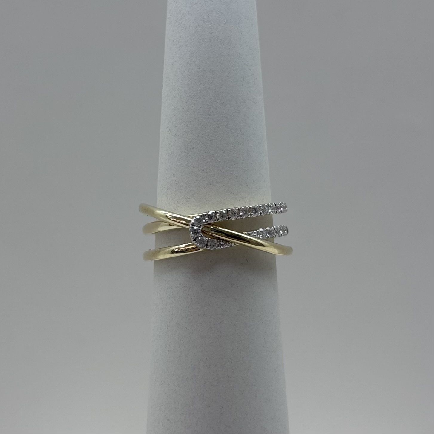 14KY Cross Over Diamond Ring Bassali