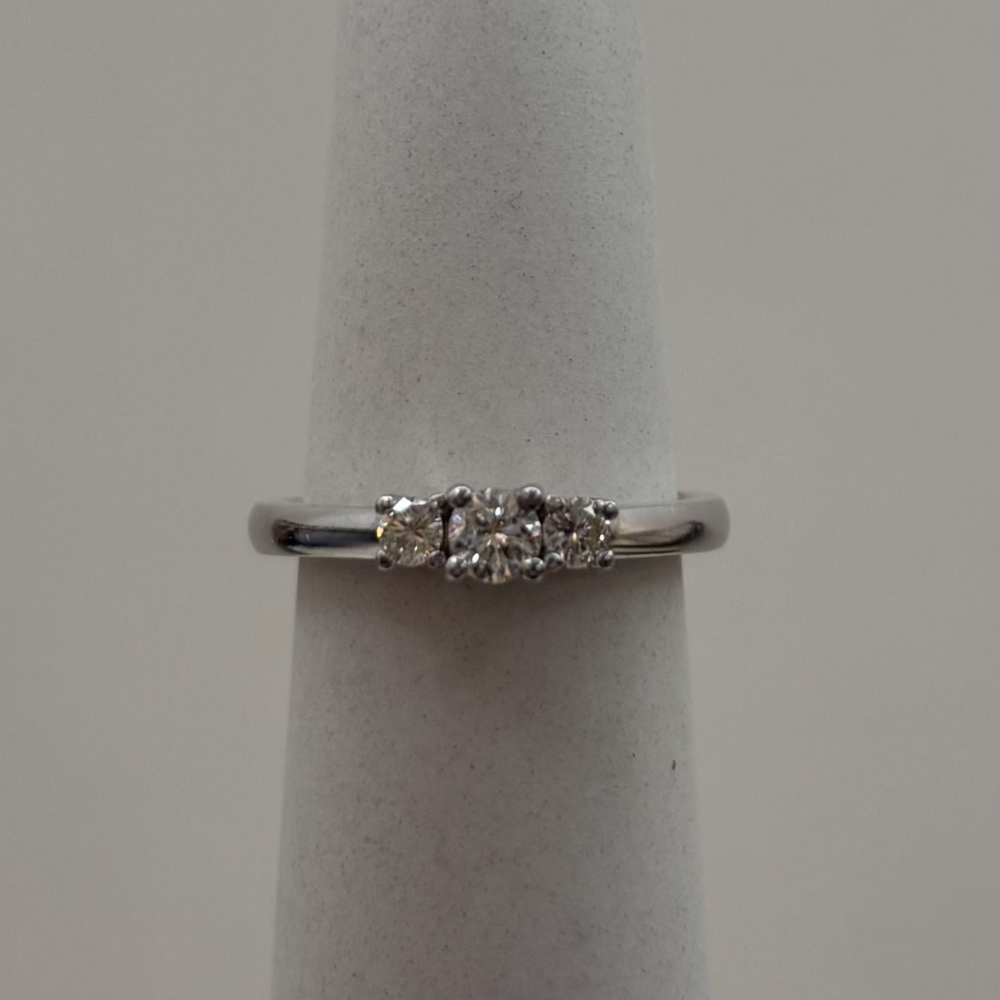 14KW "PPF" Round Diamond Ring