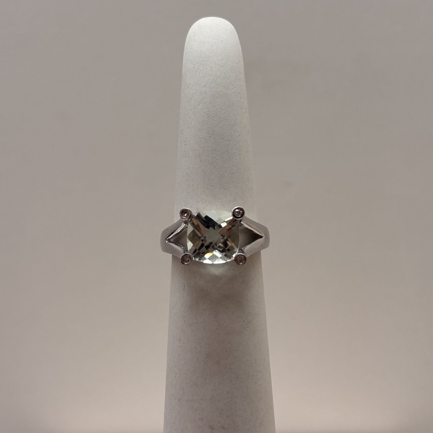 14KW Cushion Cut Aquamarine/Diamond Ring