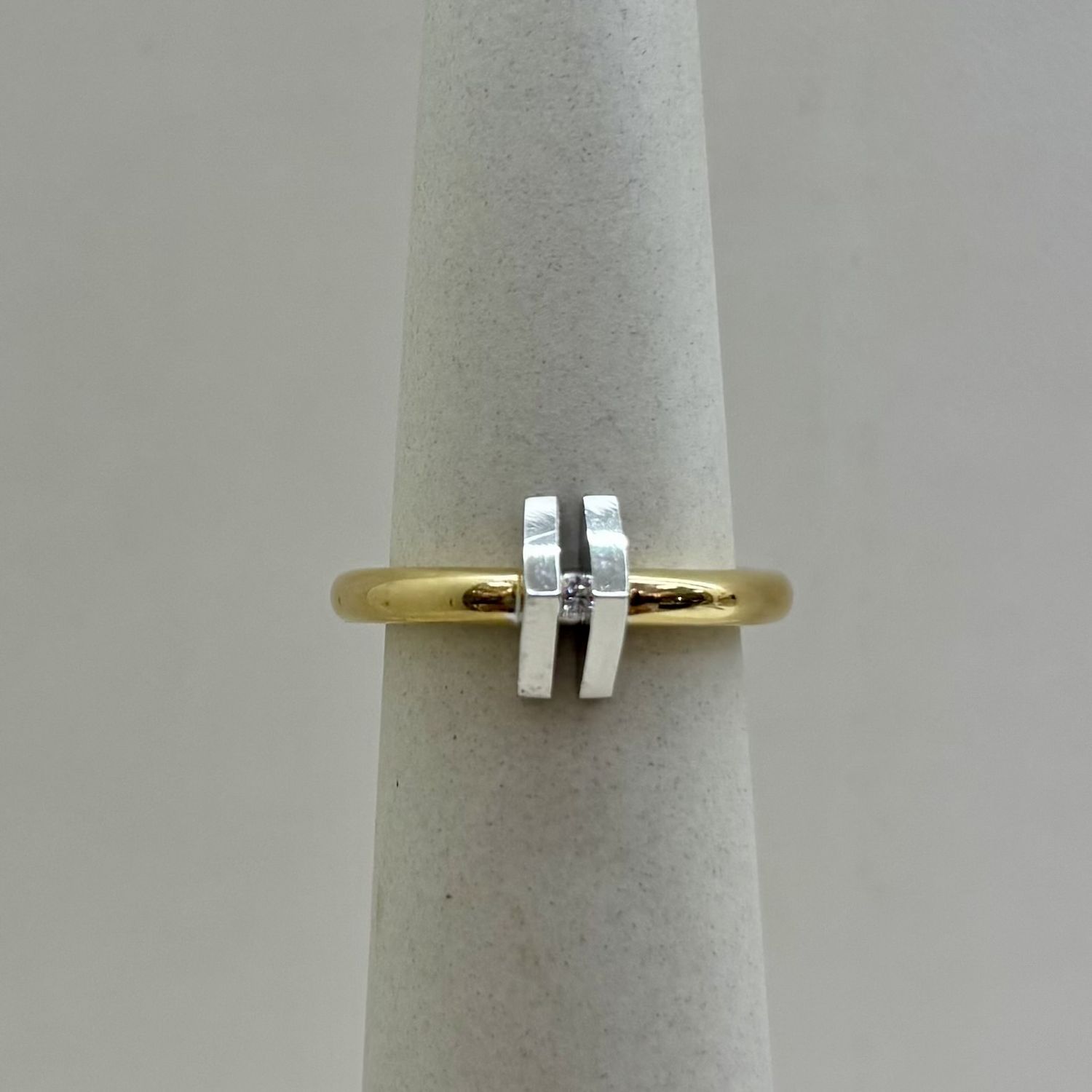 14k White/Gold Diamond Roof Top Ring (4.9g)