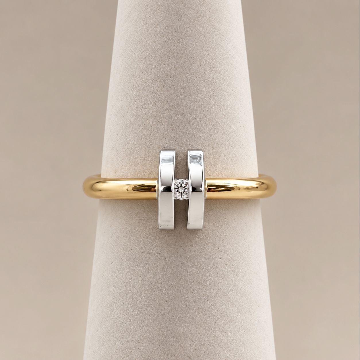 Element Two-Tone Geometric Diamond Ring (4.9g)