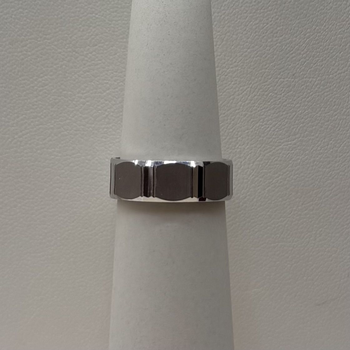 10KW Men's Designed Band (Size 6/ 4.8g)