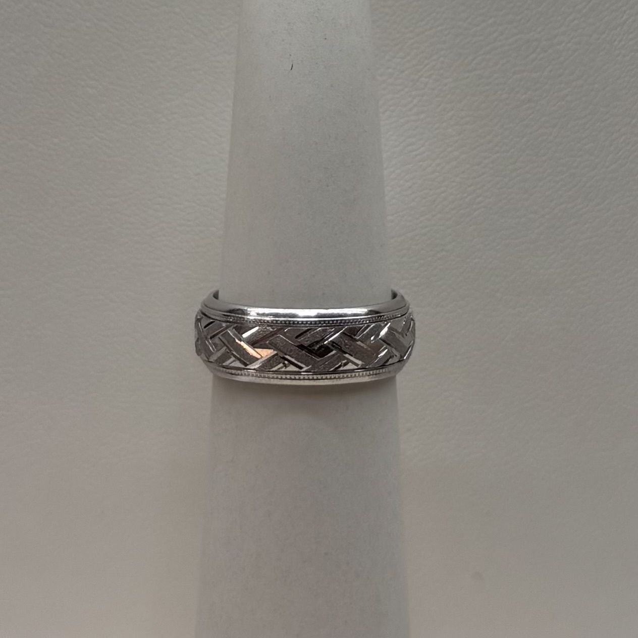 10KW Men's Designed Band (Size 7/ 6.5g)