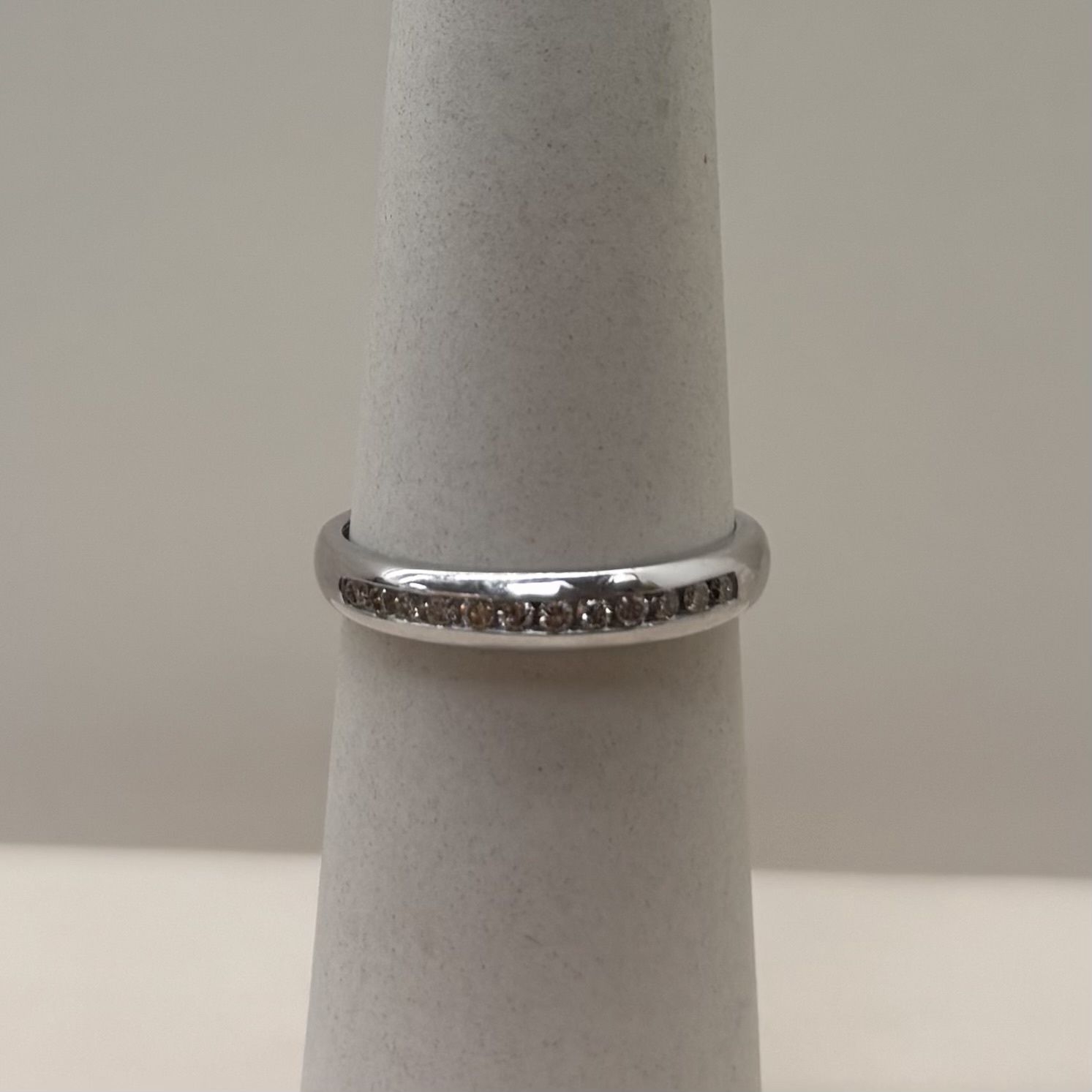 10KW Men's Channel Set Diamond Band (Size 10)