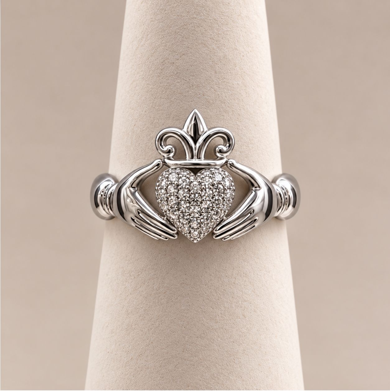 Diamond Pave Heart Claddagh Ring (2.4g)