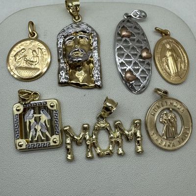 Gold Pendants 2.8-3.2