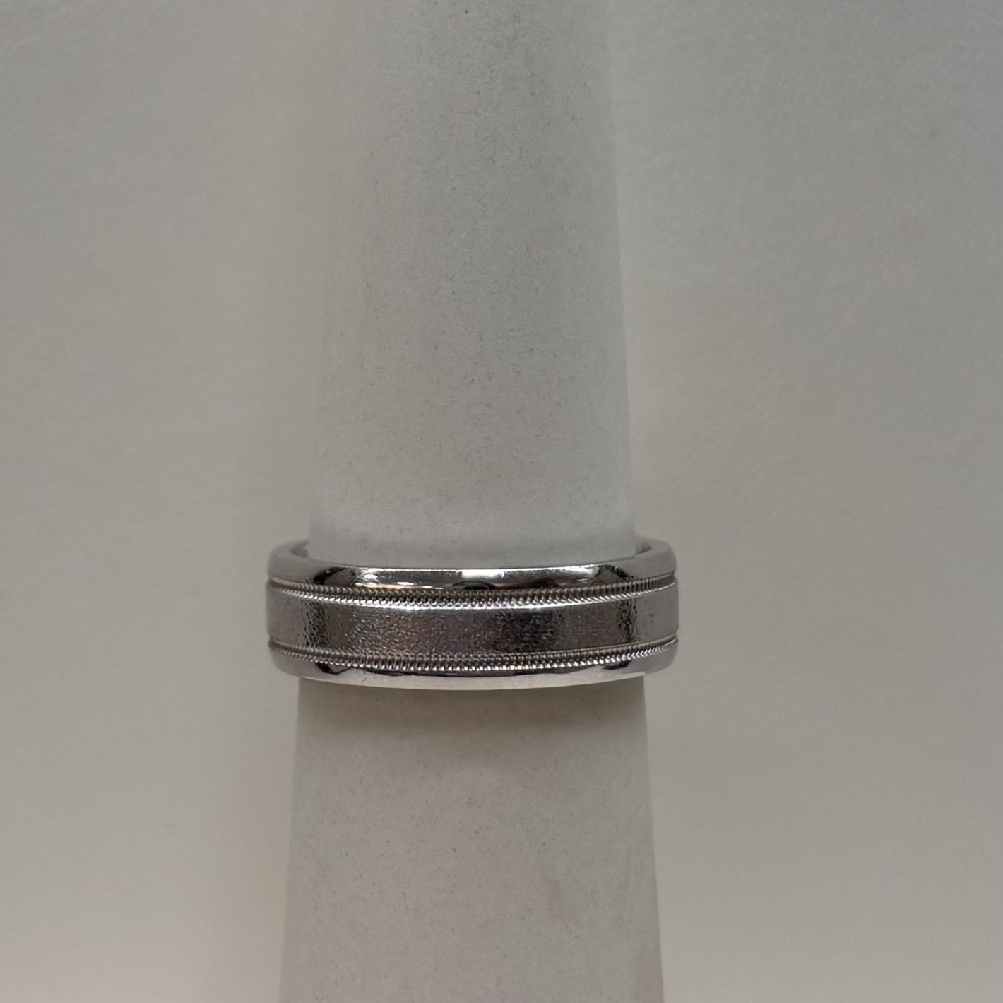10KW Men's Designed Band (Size 10/9.2g)