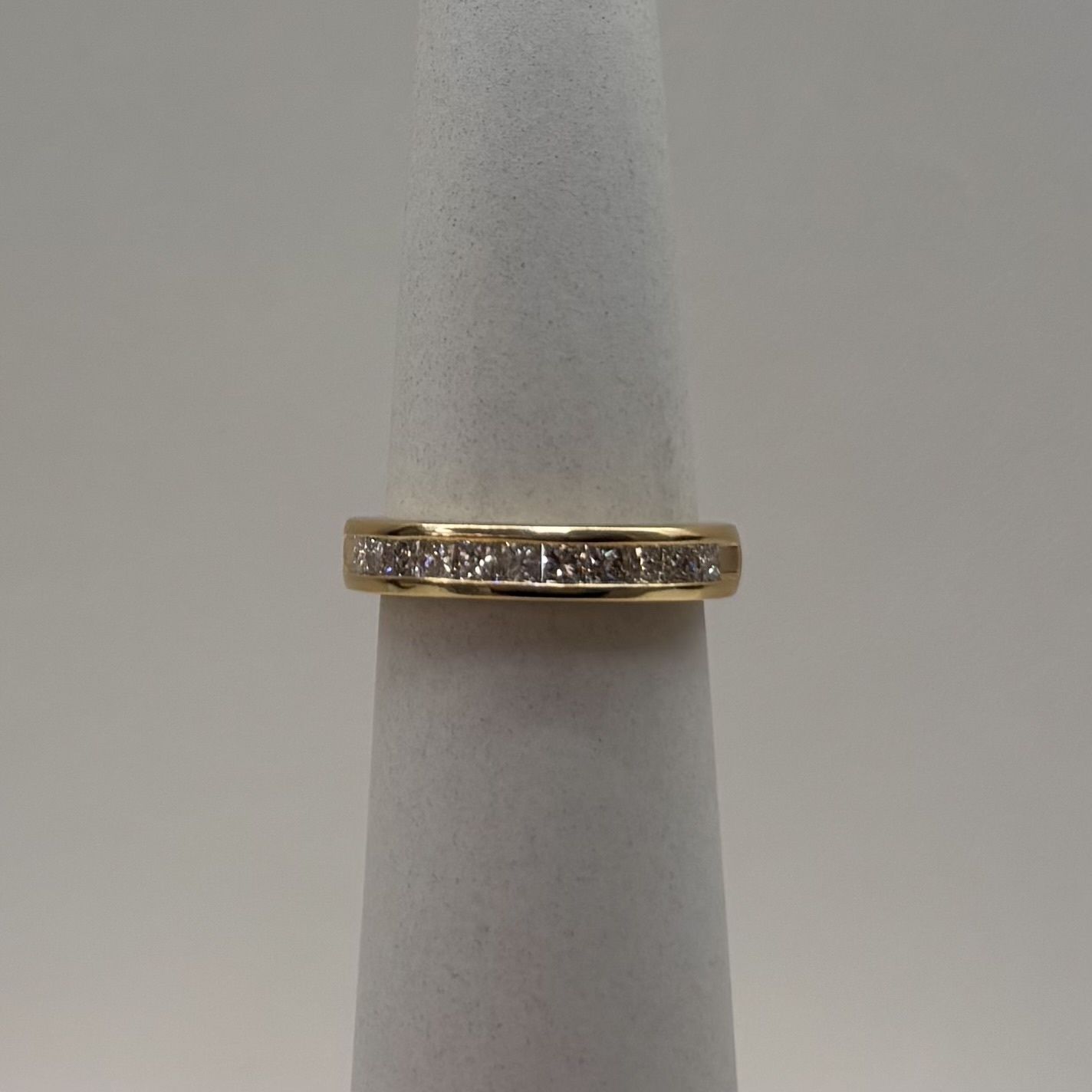 14KY Diamond Princess Channel Band (0.75tdw)