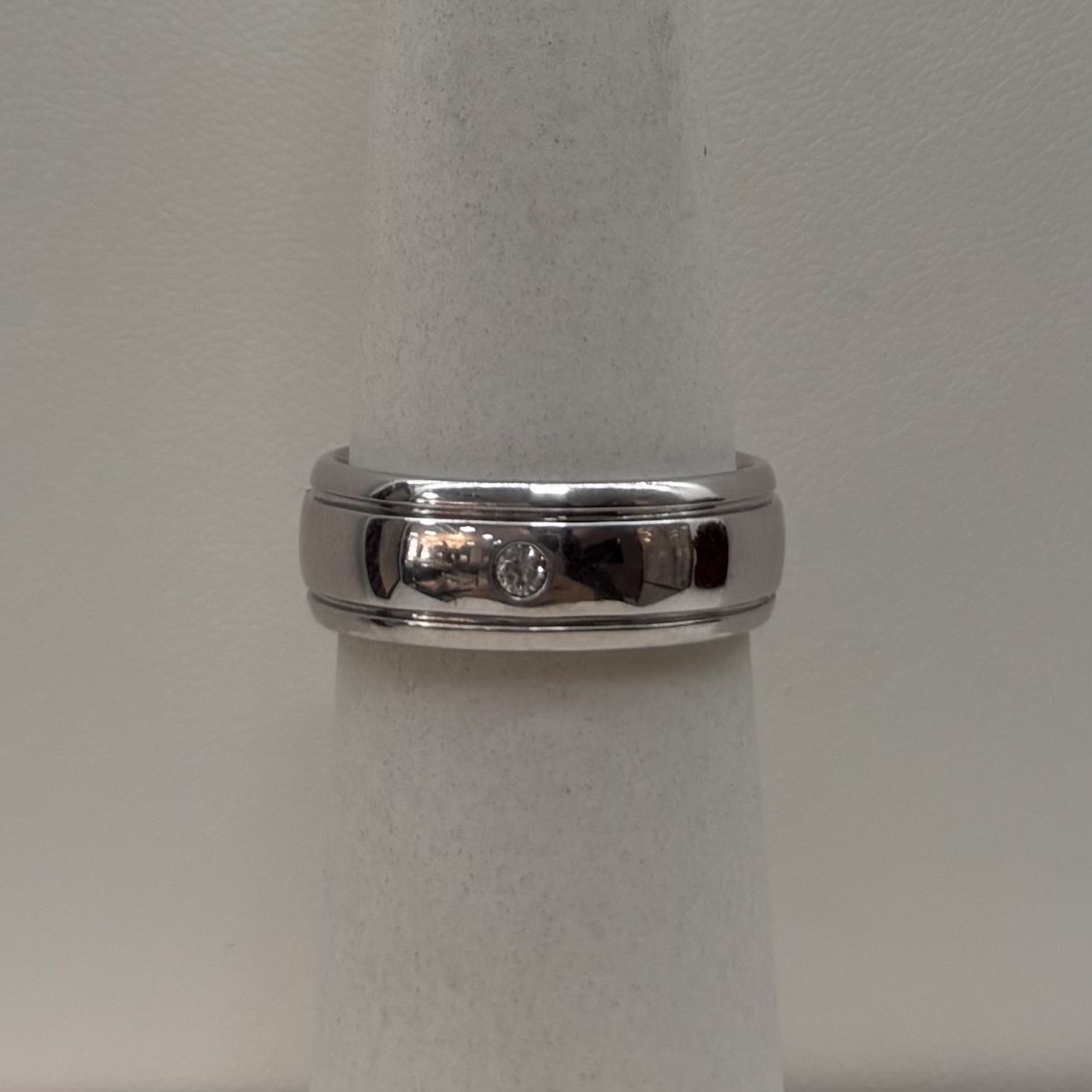 10KW Men's Diamond Band Size 10