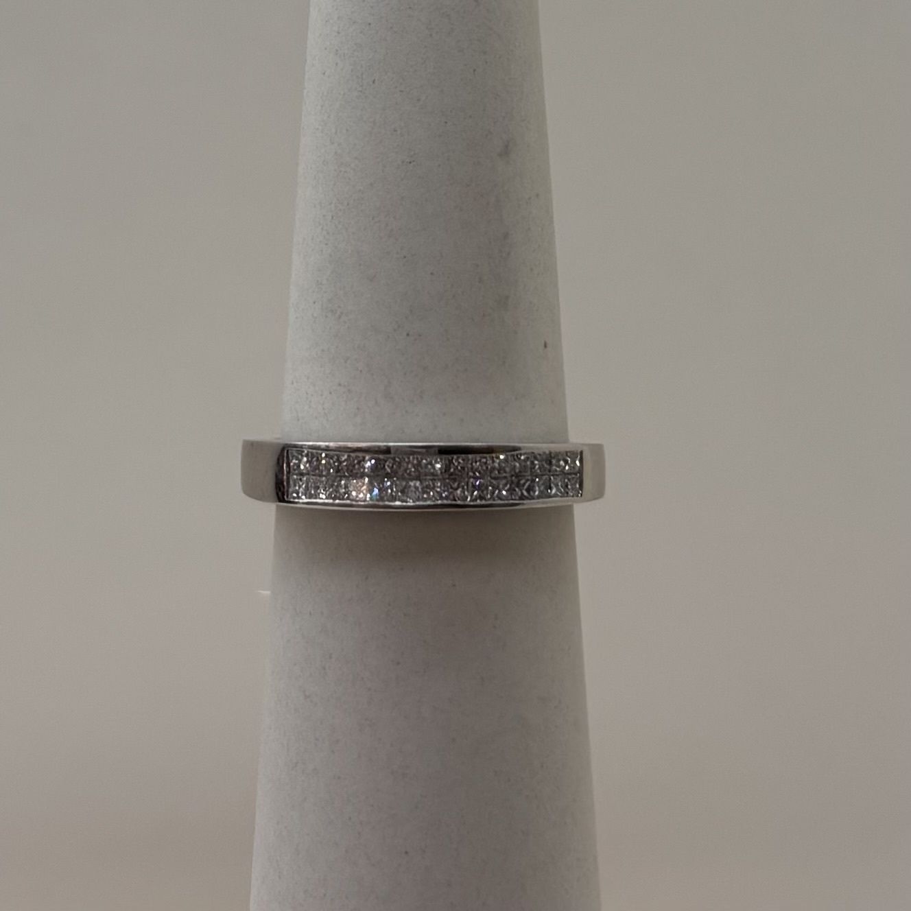 18KW Men's Two-Row Diamond Princess Band (0.5ct)