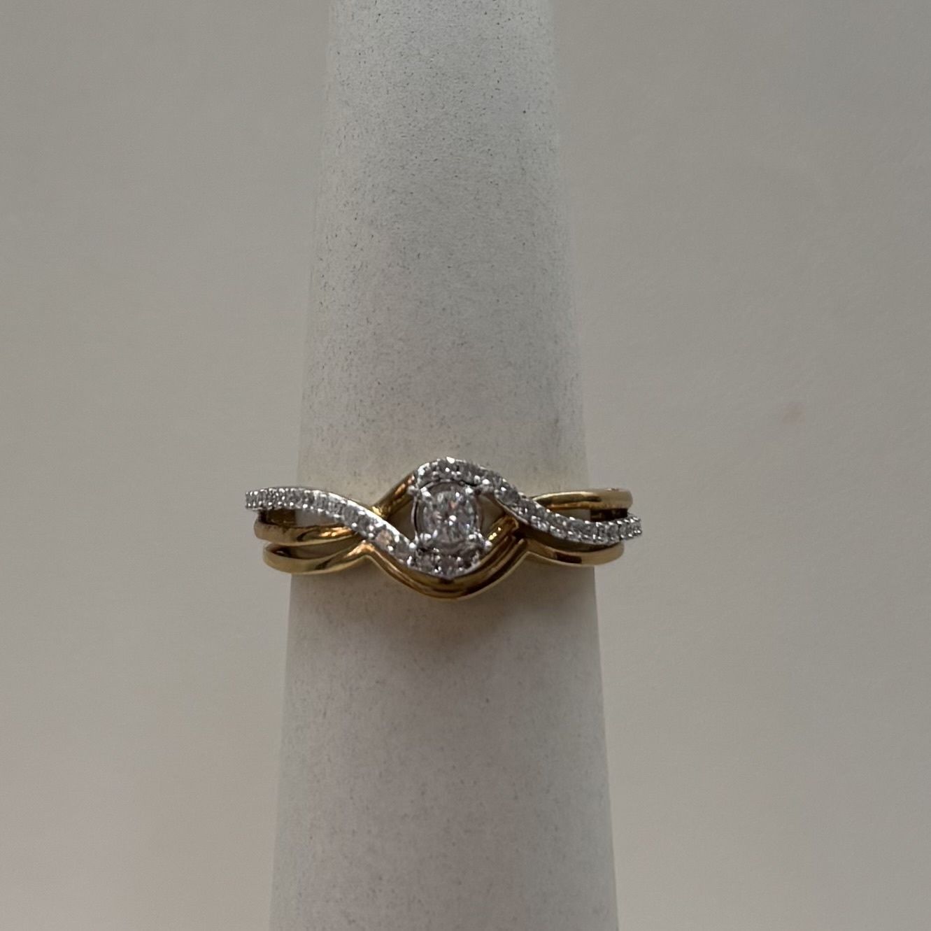 10KY Swirl/Halo Diamond Bridal Set