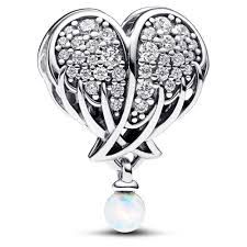 Sparkling Angel Wings &amp; Heart Charm - 792980C01