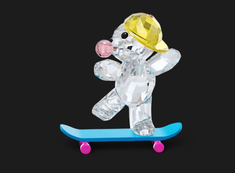 Kris Bear Skaterbear Crystal Figurine-5619208