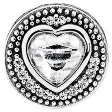 PASSION ESSENCE COLLECTION charm - 796081CZ