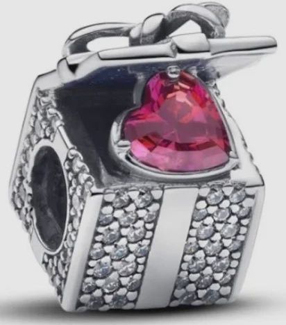 Sparkling Gift Box Charm - 793603C01