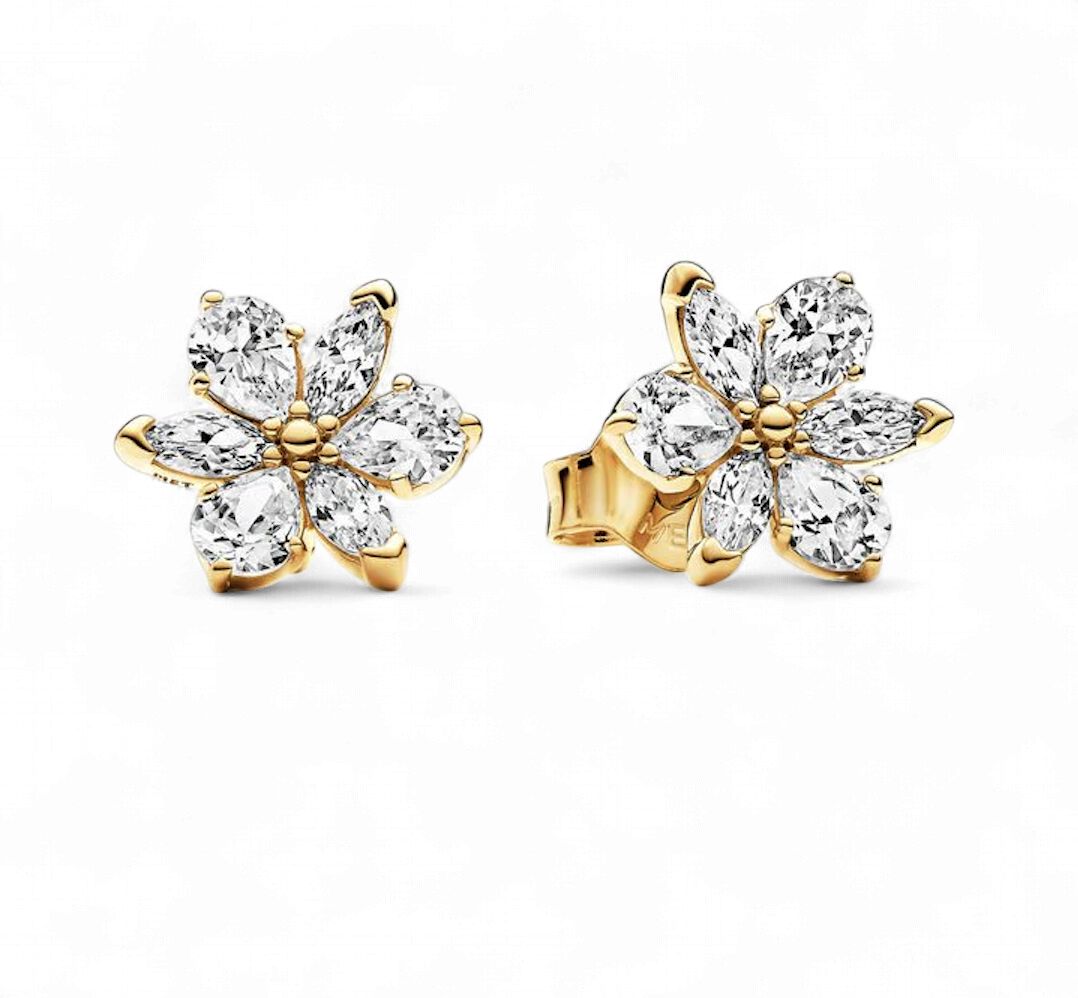 Pandora Sparkling Herbarium Cluster Stud Earrings - 262633C01