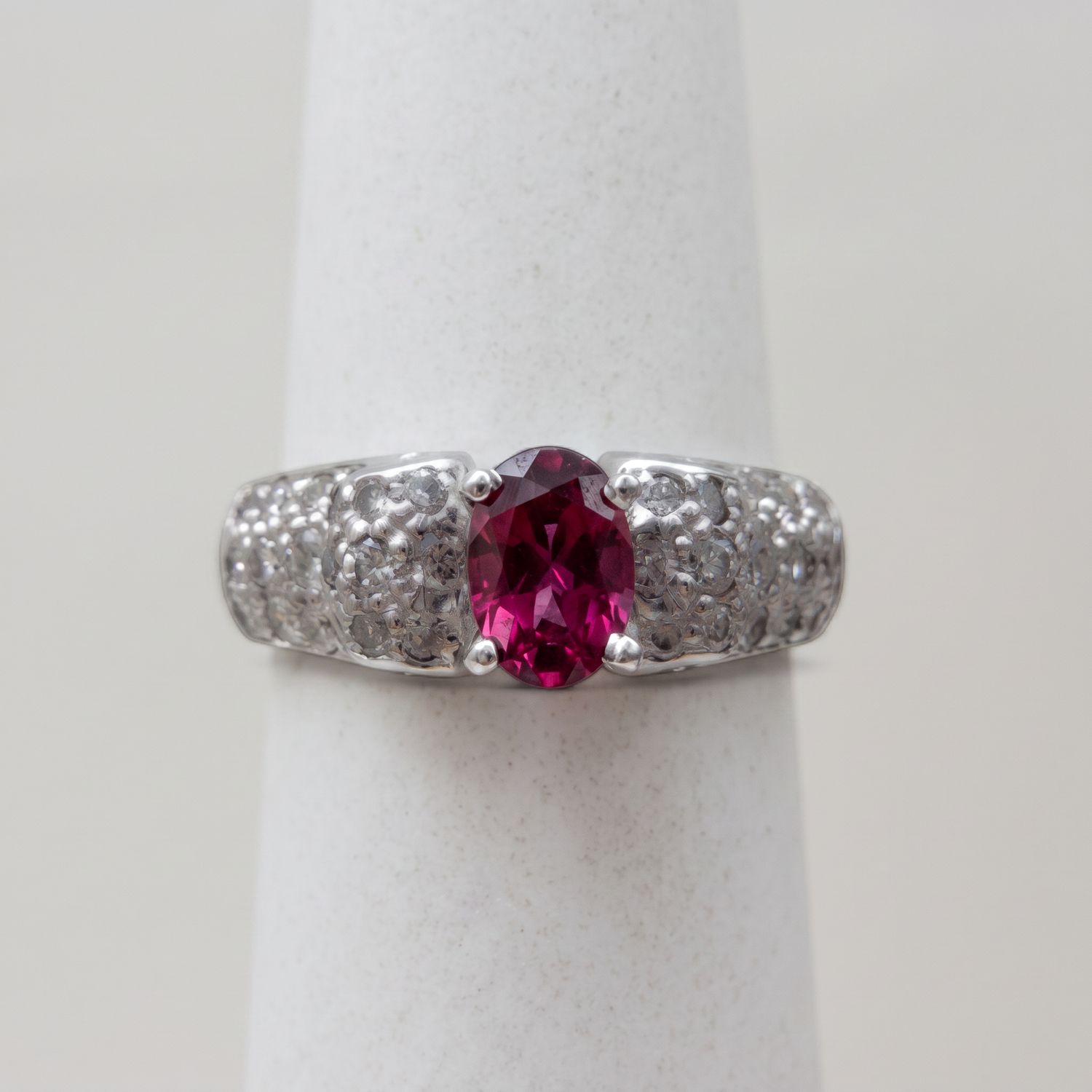 Rhodolite Diamond Ring (5.4g)
