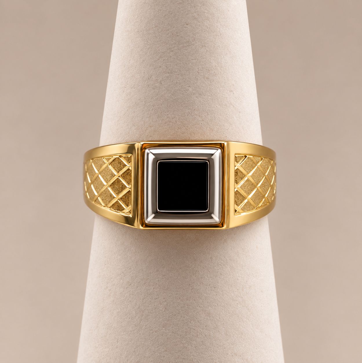 Men's Two-Tone Black Onyx Ring (4.3), Colour: Crisscross Hatch