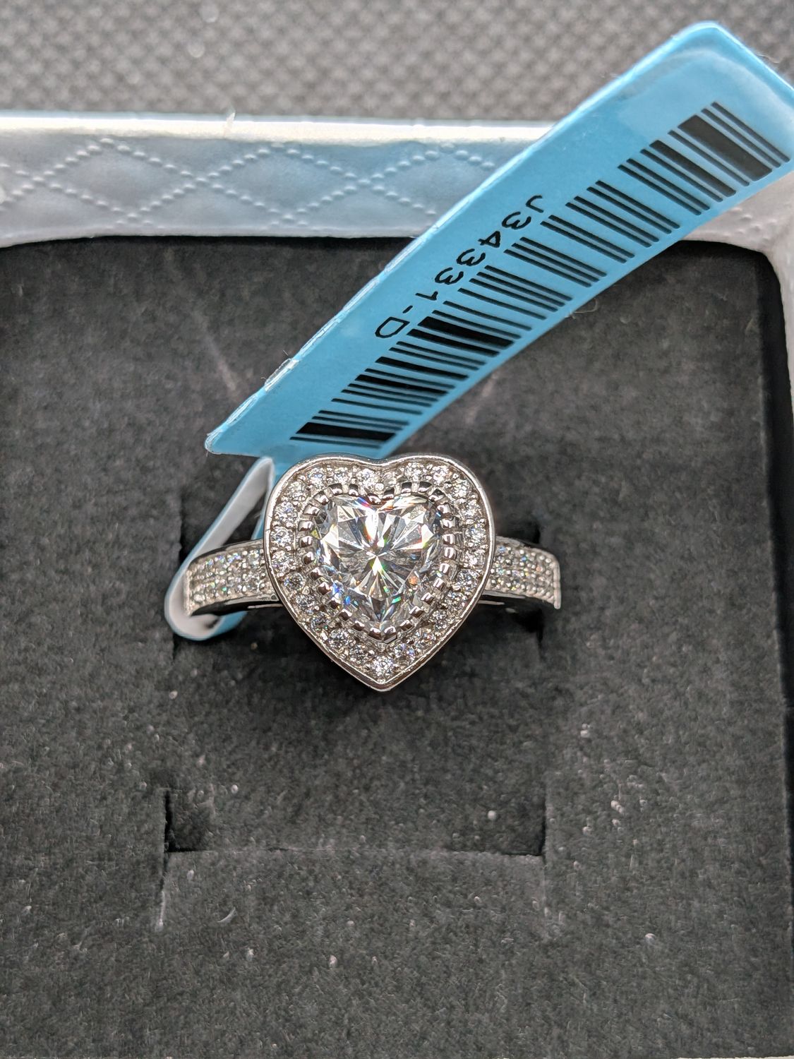 Heart Shaped Womens Ring Size 7