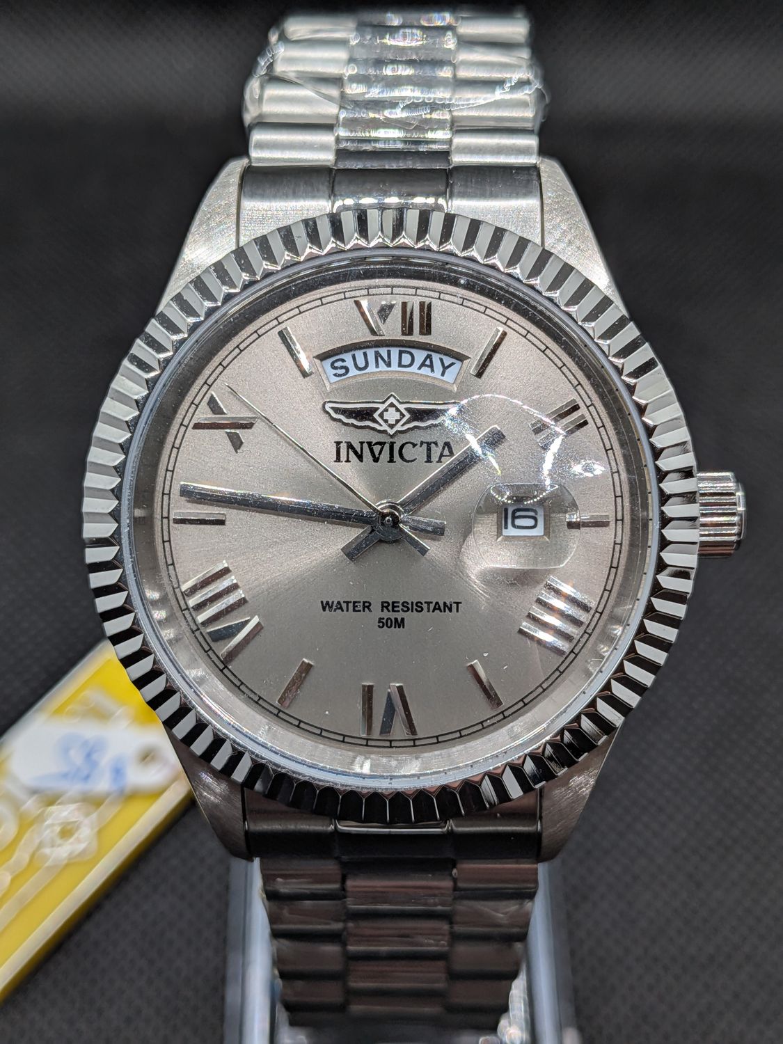 Invicta Specialty Day/Date