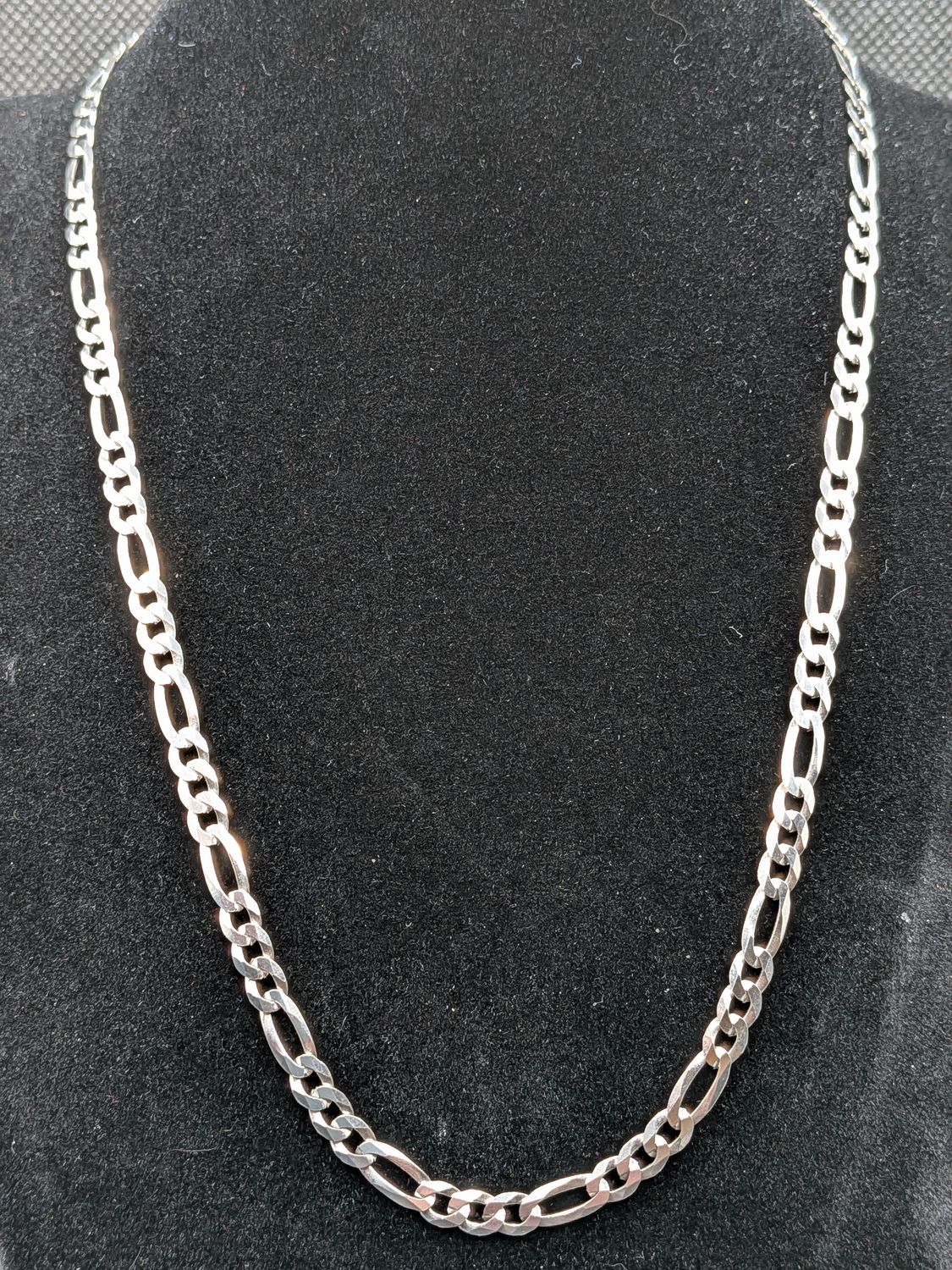18in Sterling Silver Figaro