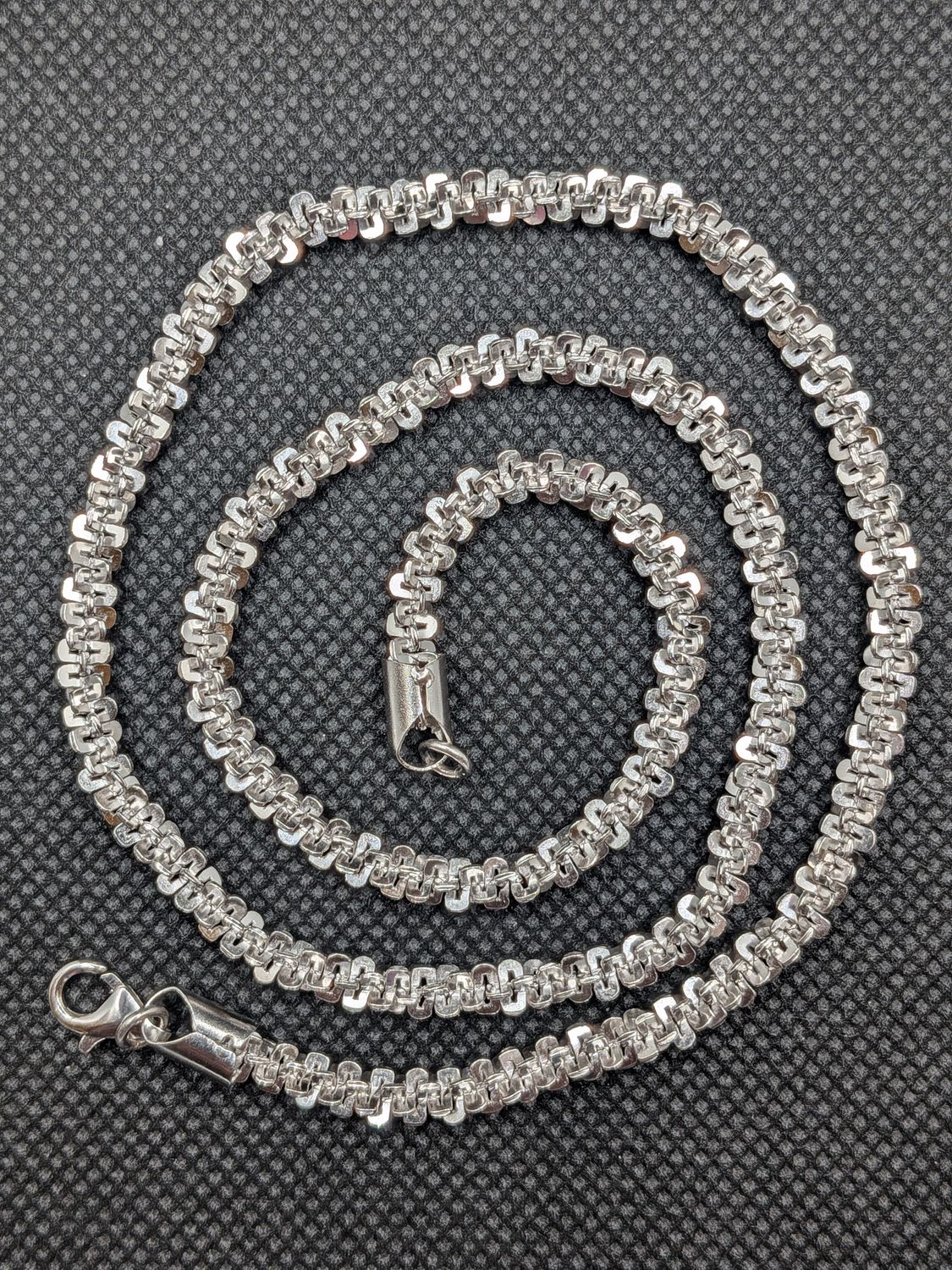 5mm 20in Cactus Necklace