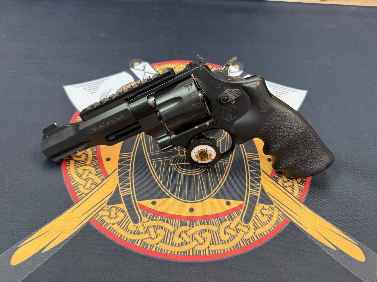 Smith and Wesson Performance Center R8 (Used)