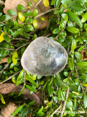 Galet en Fluorite rose