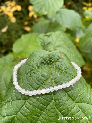 Bracelet en Pierre de lune blanche facettée 4mm