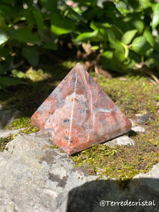 Pyramide en Fluorite opale (Tiffany stone)