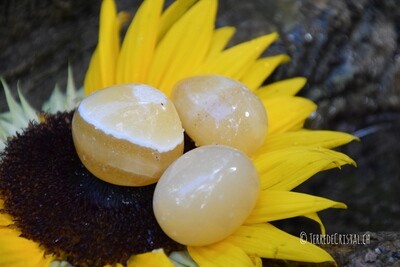 Calcite orange roulée