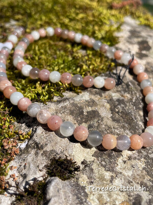 Rang de Pierre de lune mix 6 mm