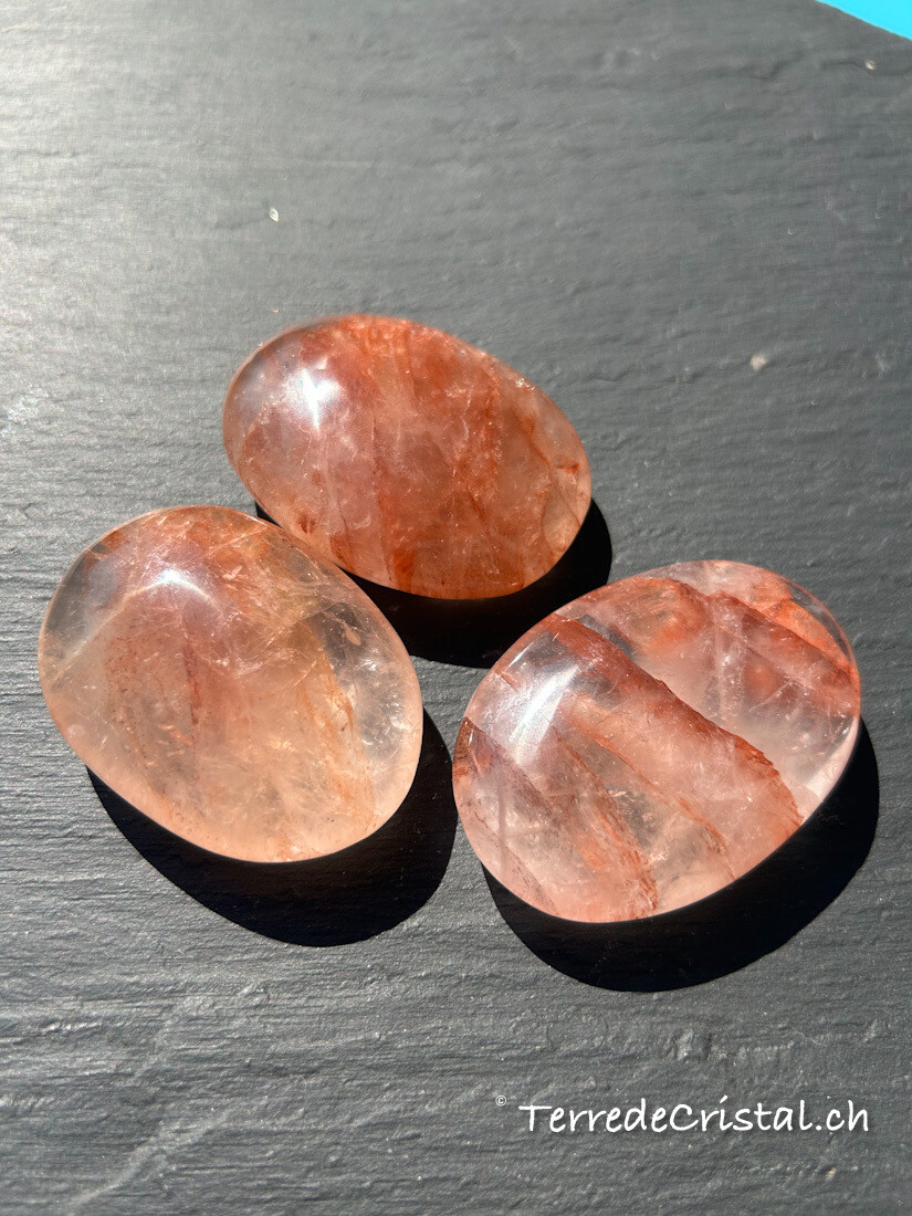 Galet en Quartz hématoïde rouge